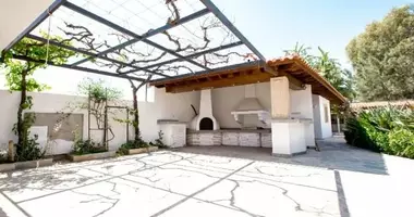 Дом 7 спален в Никосия, Кипр