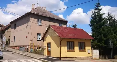 Mieszkanie 3 pokoi w Beroun, Czechy