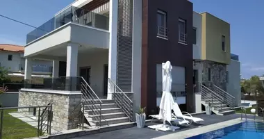 Casa 5 habitaciones en Nea Fokea, Grecia