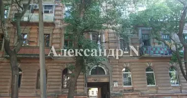 7 room apartment in Odessa, Ukraine