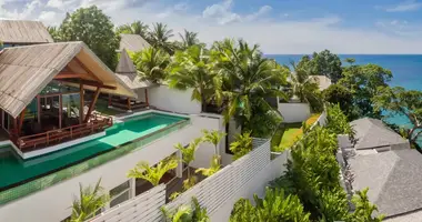 Villa 4 chambres avec Fenêtres double vitrage, avec Meublesd, avec Climatiseur dans Phuket, Thaïlande