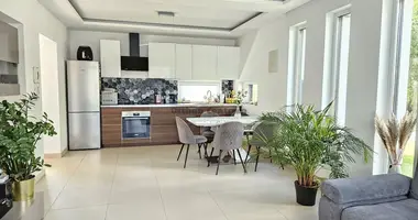 5 room house in Budaoers, Hungary