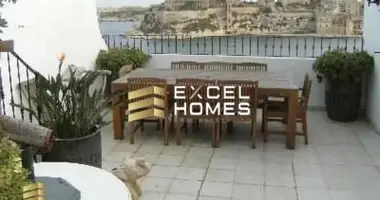 4 bedroom house in Birgu, Malta