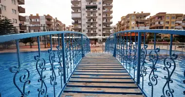 3 bedroom apartment in Mahmutlar, Turkey