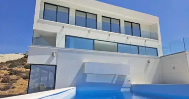Haus 8 Schlafzimmer in Agios Tychonas, Zypern