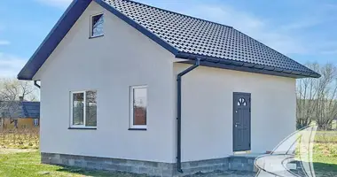 Haus in Vialikija Jakaucycy, Weißrussland