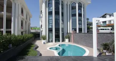 Casa 5 habitaciones en Buyukcekmece, Turquía