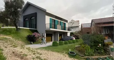 2 bedroom apartment in Lustica, Montenegro