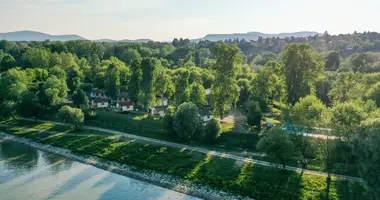 Thermal touristic investment near Budapest, in Szentendre  в Сентендре, Венгрия