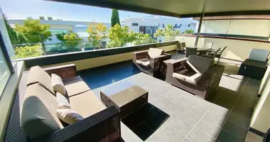 2 bedroom apartment in Benahavis, Spain