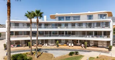 2 bedroom apartment in Estepona, Spain