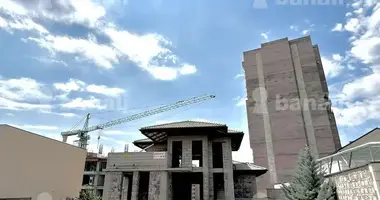 4 bedroom Mansion in Yerevan, Armenia