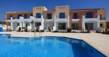 Townhouse 2 bedrooms with public pool, with marble internal staircases, with landscaped gardens in Anarita, Cyprus