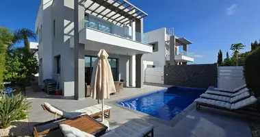 Villa in Paralimni, Zypern