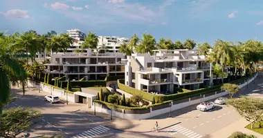 2 bedroom apartment in Estepona, Spain