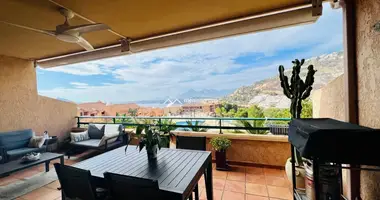 2 bedroom apartment in Altea, Spain