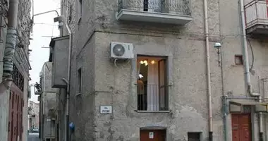 Maison de ville 2 chambres dans Alessandria della Rocca, Italie