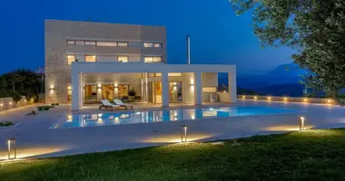 Villa 6 rooms with Sea view, with Swimming pool, with Mountain view in District of Heraklion, Greece