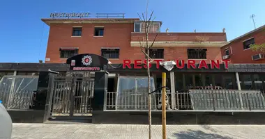 Commercial property 1 600 m² in el Prat de Llobregat, Spain