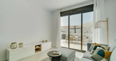 2 bedroom apartment in Pilar de la Horadada, Spain