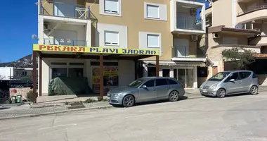 Bureau 66 m² dans Sutomore, Monténégro