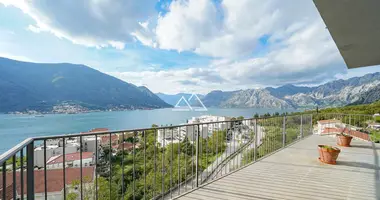 Apartamento 4 habitaciones en Dobrota, Montenegro