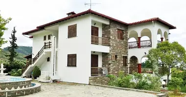 7 bedroom house in Ouranoupoli, Greece