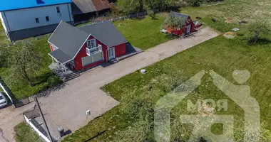 Casa en Papiarnianski sielski Saviet, Belarús