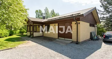 Дом 4 комнаты в Юлёярви, Финляндия