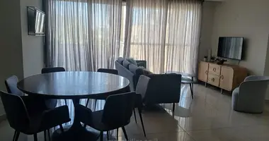 Квартира 4 комнаты в Израиль