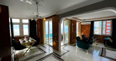 Doppelhaus 5 Zimmer mit Aufzug, mit Schwimmbad, mit Garten in Alanya, Türkei