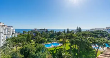 3 bedroom apartment in Marbella, Spain