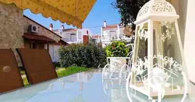 Таунхаус   со стеклопакетами, с балконом, с мебелью в Fourka, Греция