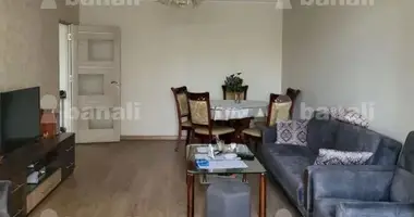 Apartamento 4 habitaciones en Ereván, Armenia