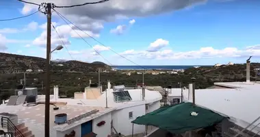 Таунхаус 4 комнаты  с видом на море, с видом на горы, с видом на город в District of Agios Nikolaos, Греция