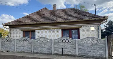 3 room house in Abony, Hungary