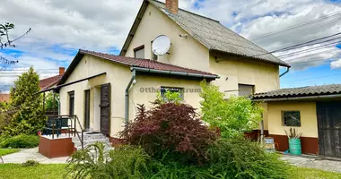 Casa 4 habitaciones en Cegled, Hungría