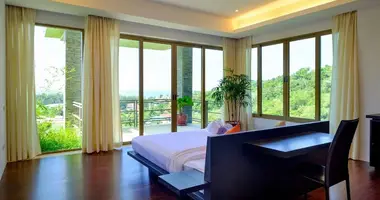 Villa 4 chambres dans Phuket, Thaïlande