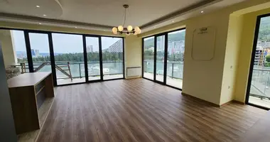 Mieszkanie 3 pokoi w Tbilisi, Gruzja