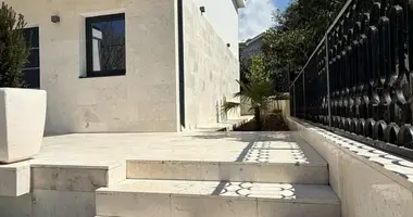 3 bedroom house in Dobra Voda, Montenegro