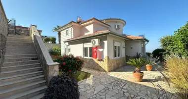 Casa 4 habitaciones en Mahmutlar, Turquía