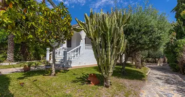 Villa 4 bedrooms in Torrevieja, Spain