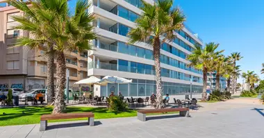 Квартира 4 спальни в La Mata, Испания
