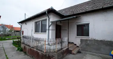 3 room house in Kecskemeti jaras, Hungary