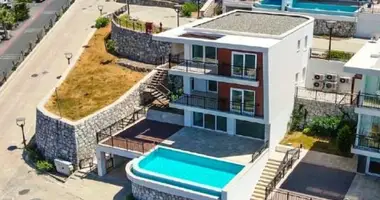 Villa 4 habitaciones con Vistas al mar, con Piscina, con Sauna en Alanya, Turquía