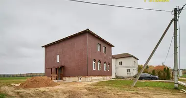 Maison dans Dabryniouski siel ski Saviet, Biélorussie