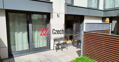 Mieszkanie 3 pokoi w Praga, Czechy