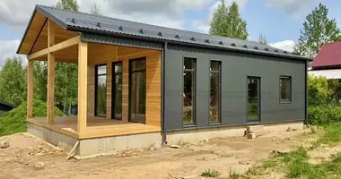 Casa en Putcynski sielski Saviet, Belarús
