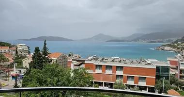 Apartamento 5 habitaciones en Przno, Montenegro