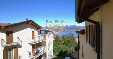 Mieszkanie 2 pokoi w Belgirate, Włochy